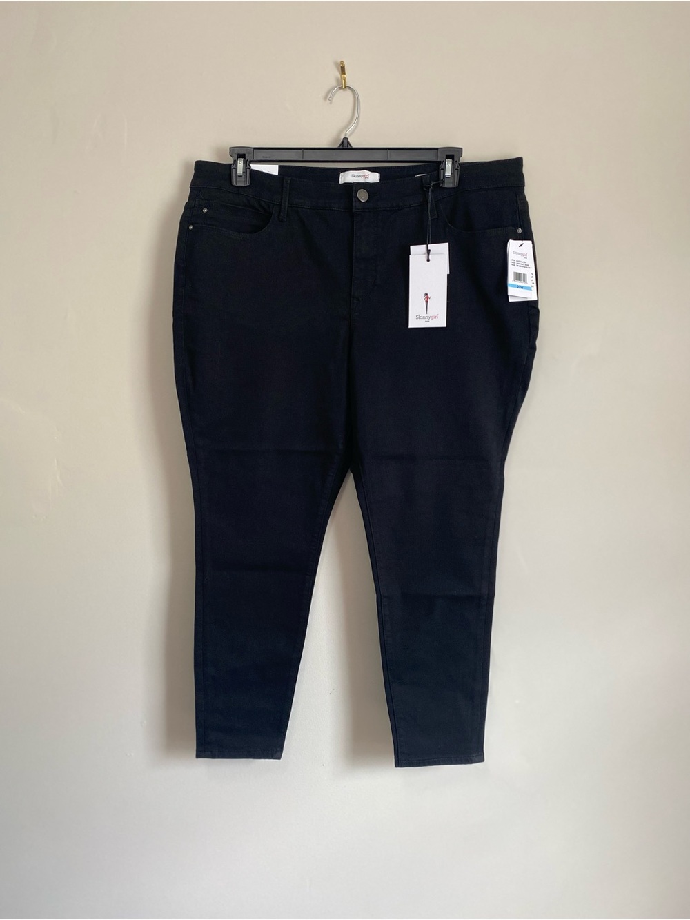 Skinnygirl Jeans 20W Short Skinny MidRise Casual Classic Chic Grunge Edgy NWT